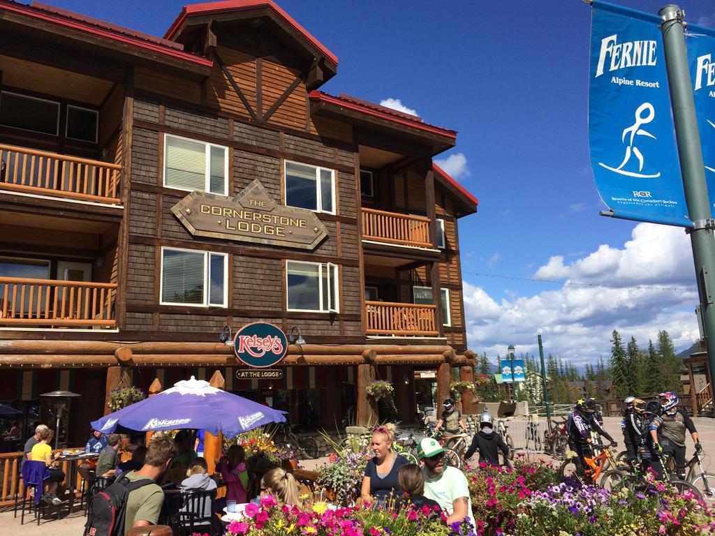 Cornerstone Lodge By Park Vacation Management Fernie Eksteriør billede