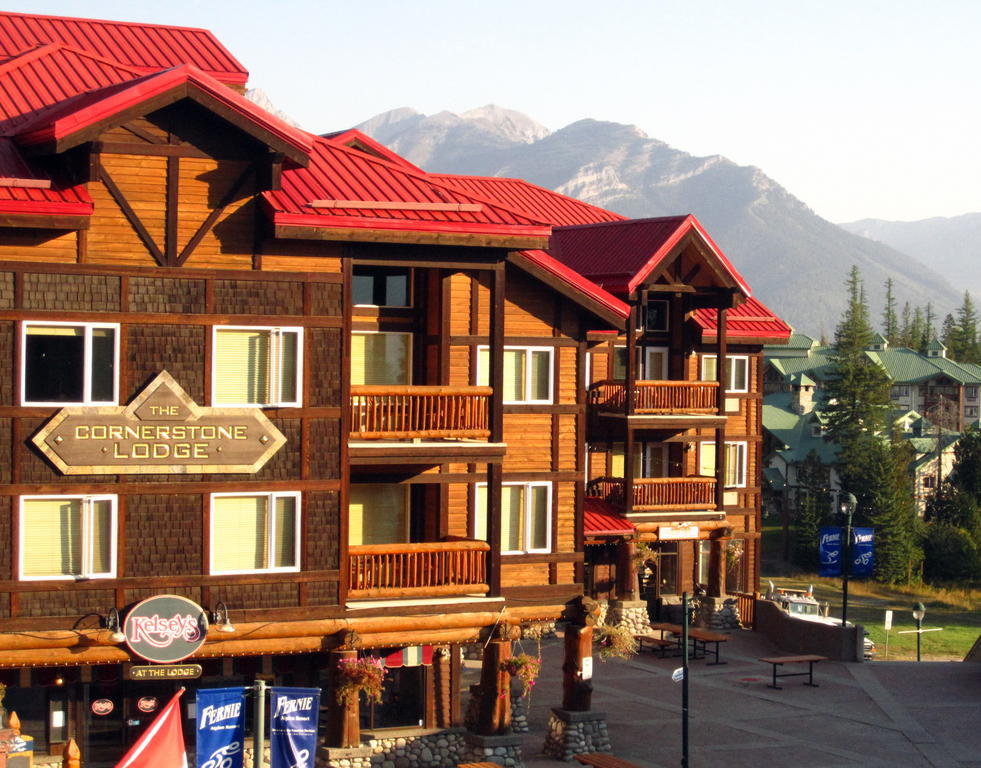Cornerstone Lodge By Park Vacation Management Fernie Eksteriør billede